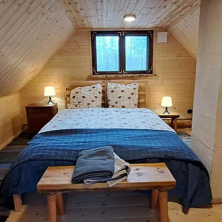 Raistiko Sauna / Raistiko Saunamaja * Punakula