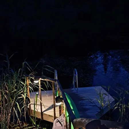 Raistiko Sauna / Raistiko Saunamaja *