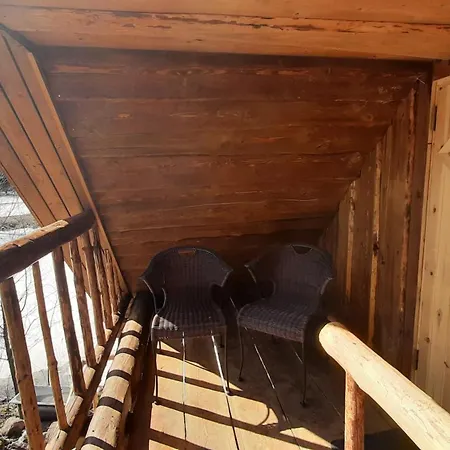 Raistiko Sauna / Raistiko Saunamaja