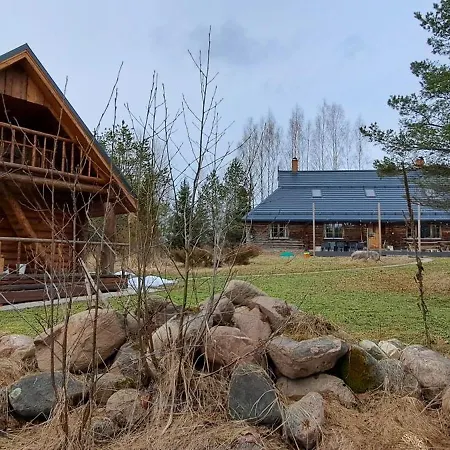 Raistiko Sauna / Raistiko Saunamaja * Punakula