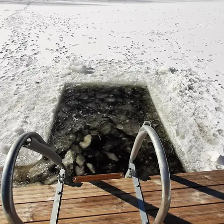 Raistiko Sauna / Raistiko Saunamaja