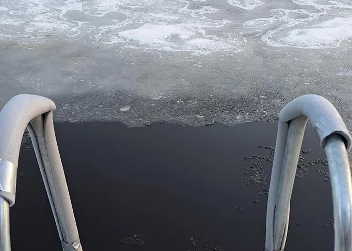 Raistiko Sauna / Raistiko Saunamaja